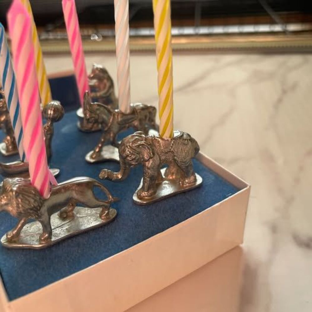 Vintage Empire Silver Circus-Themed Birthday Candle Holders Set (Box & Candles) - Picture 4 of 9
